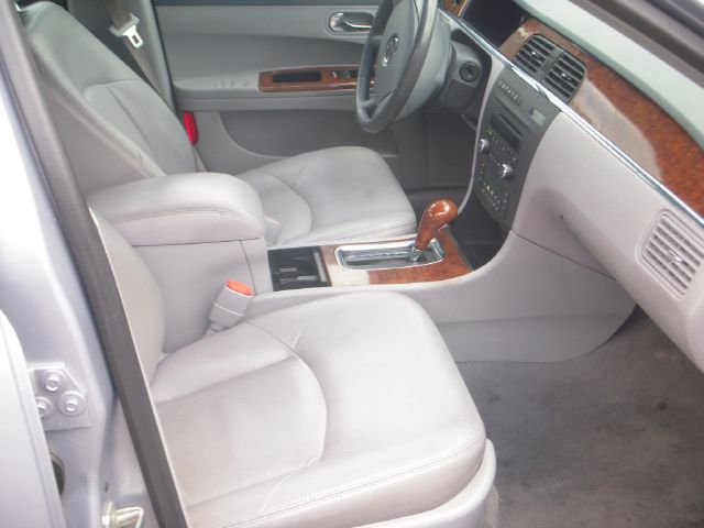 Buick LaCrosse 2005 photo 1