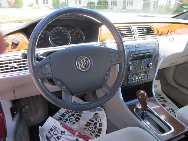 Buick LaCrosse 2005 photo 1