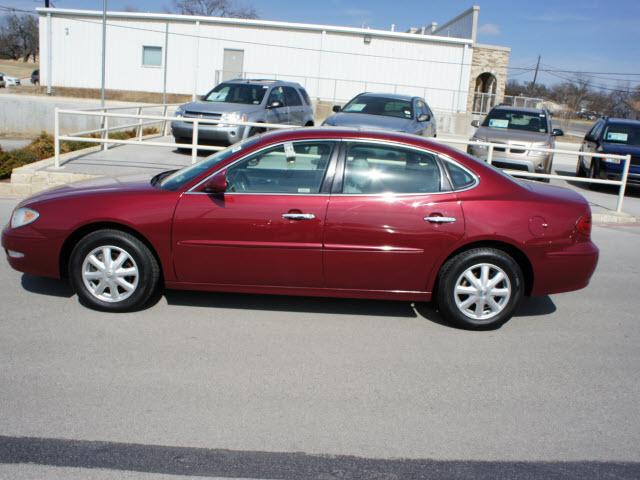 Buick LaCrosse 2005 photo 1