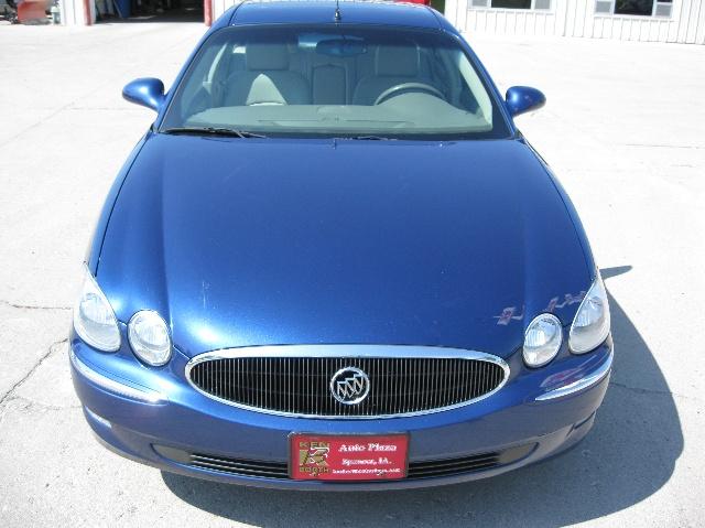 Buick LaCrosse 2005 photo 1