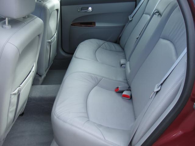 Buick LaCrosse 2005 photo 4