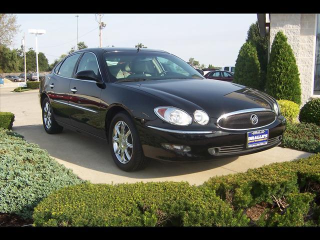 Buick LaCrosse 2005 photo 1