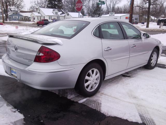 Buick LaCrosse 2005 photo 3