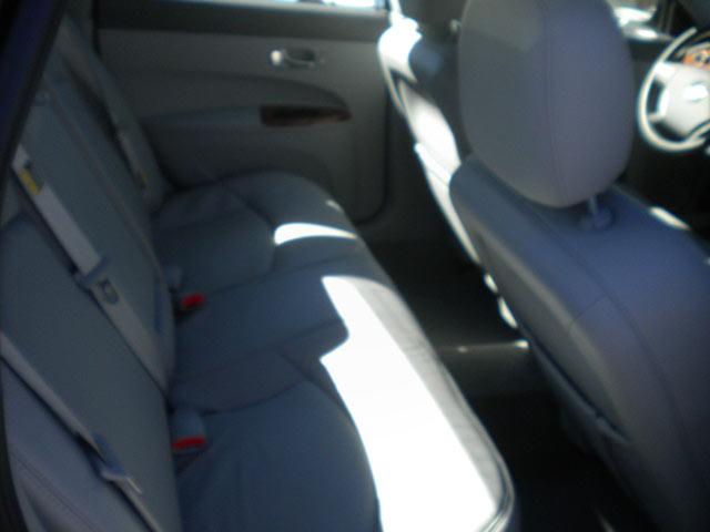 Buick LaCrosse 2005 photo 2