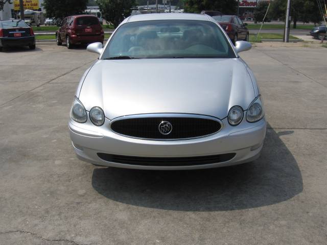 Buick LaCrosse 2005 photo 1