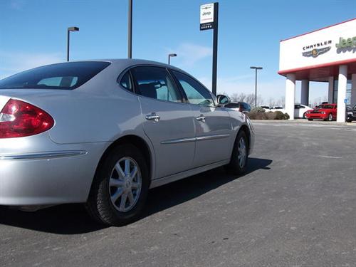 Buick LaCrosse 2005 photo 1