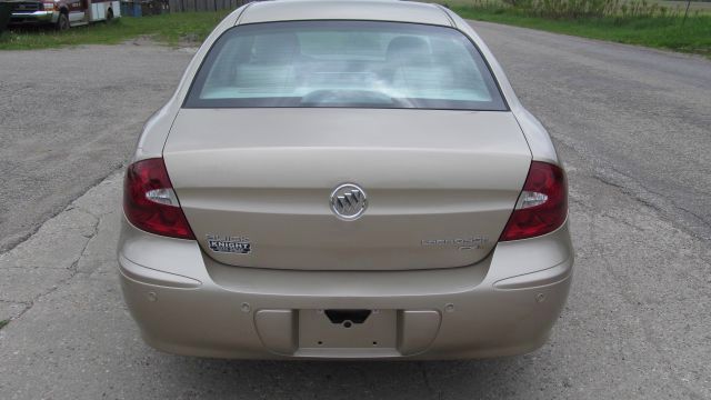 Buick LaCrosse 2005 photo 4