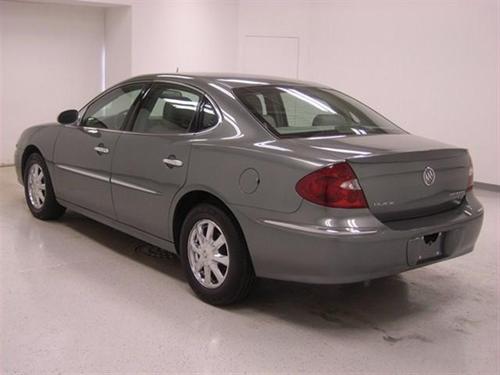 Buick LaCrosse 2005 photo 1