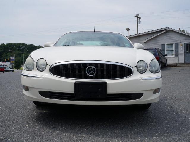 Buick LaCrosse 2005 photo 1