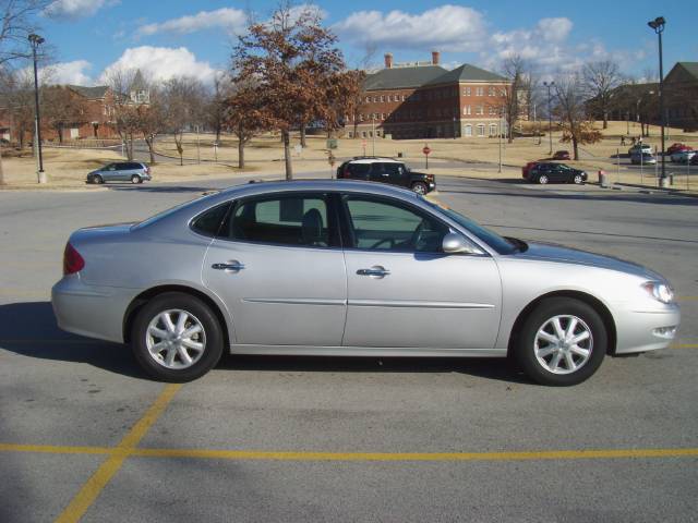 Buick LaCrosse 2005 photo 3