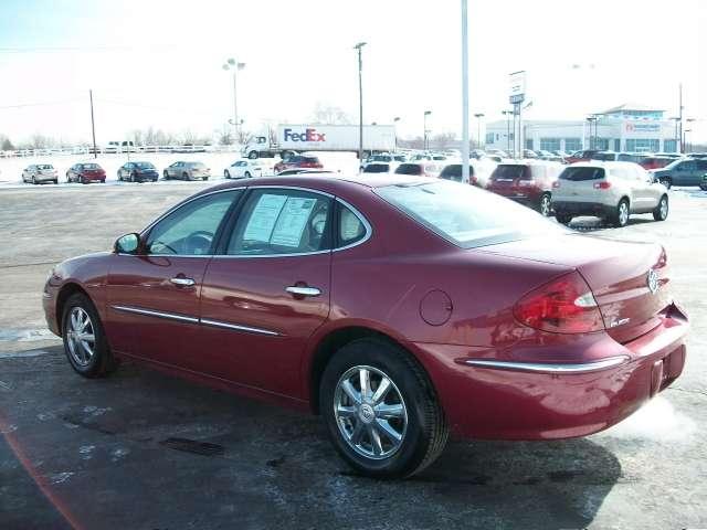 Buick LaCrosse 2005 photo 1