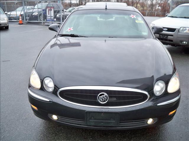 Buick LaCrosse 2005 photo 1