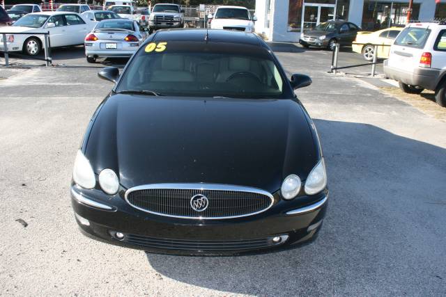 Buick LaCrosse 2005 photo 1