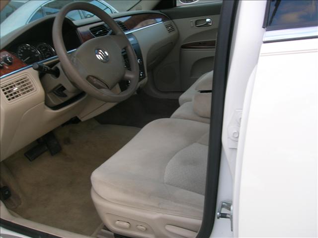 Buick LaCrosse 2005 photo 3