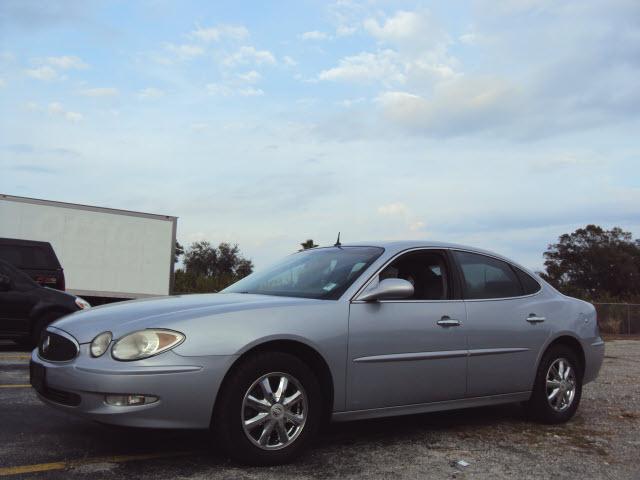 Buick LaCrosse 2005 photo 1