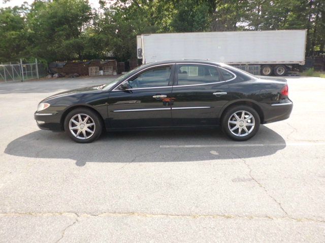 Buick LaCrosse GL Sedan 4D Sedan