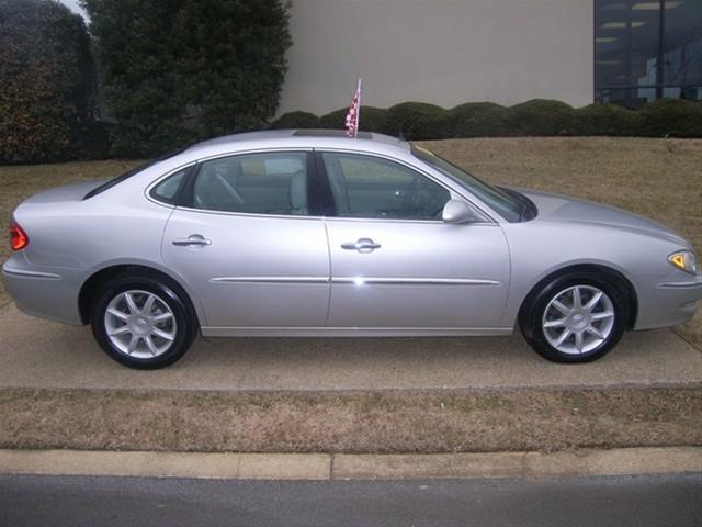 Buick LaCrosse 2005 photo 1