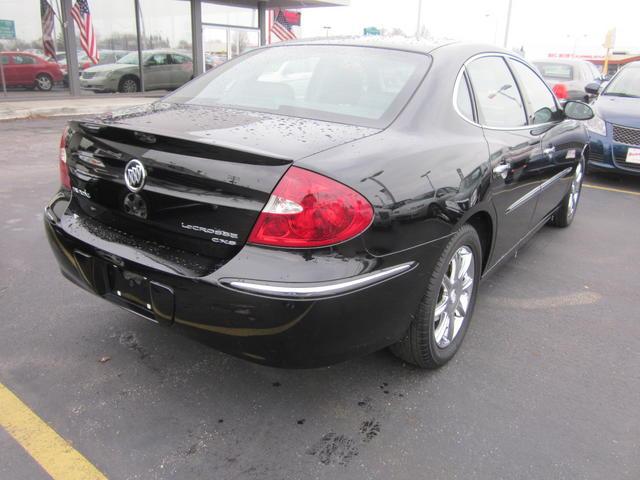 Buick LaCrosse 2005 photo 2