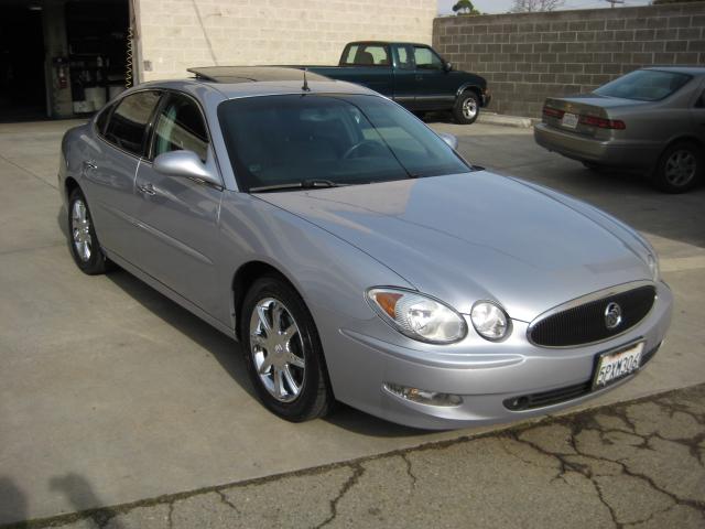 Buick LaCrosse 4x4 W/leather Sedan