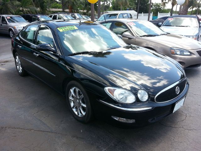 Buick LaCrosse 2005 photo 1