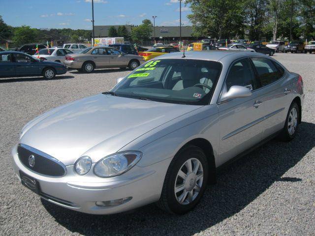 Buick LaCrosse 2005 photo 1