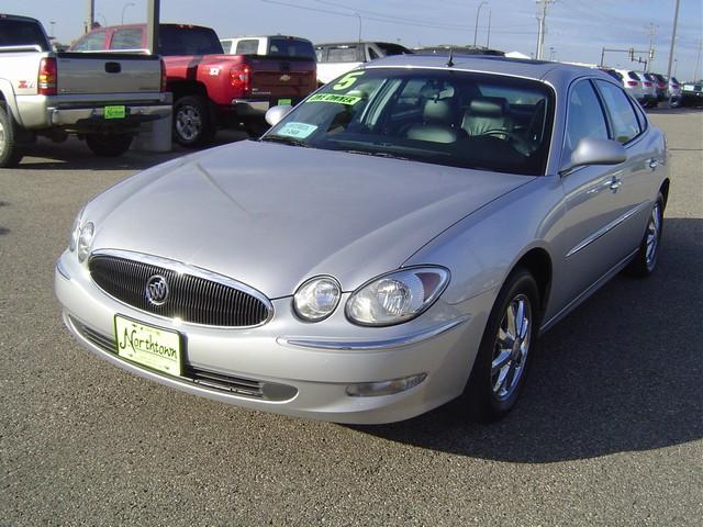 Buick LaCrosse 2005 photo 0