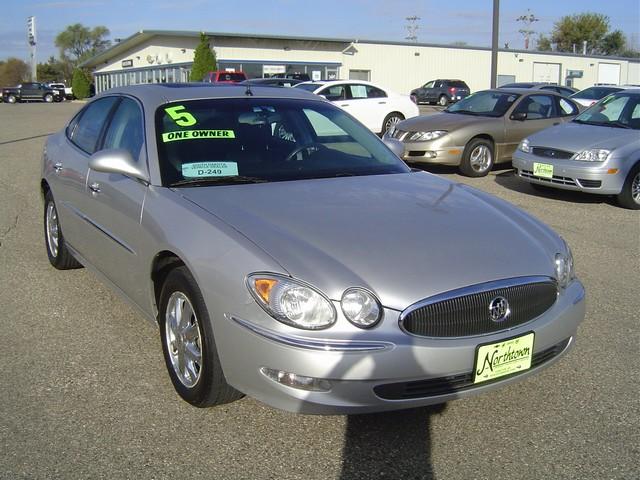 Buick LaCrosse 2005 photo 4