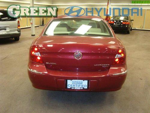 Buick LaCrosse 2005 photo 2