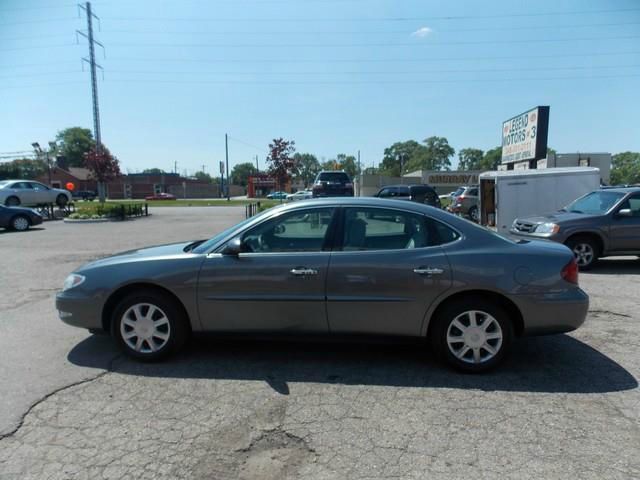 Buick LaCrosse 2005 photo 1