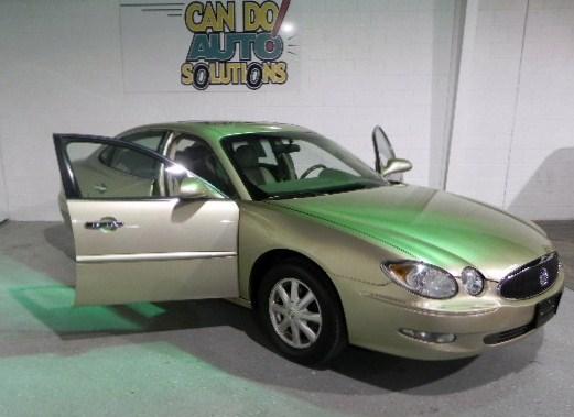 Buick LaCrosse 2005 photo 2