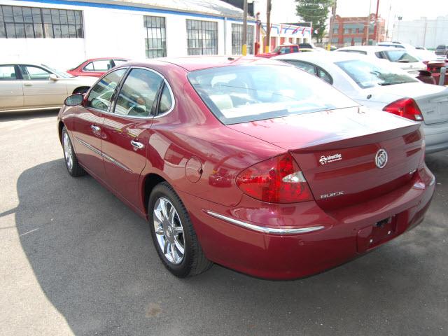 Buick LaCrosse 2005 photo 1