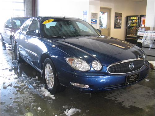 Buick LaCrosse 2005 photo 1