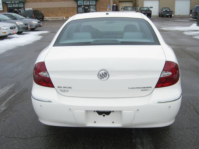 Buick LaCrosse 2005 photo 1