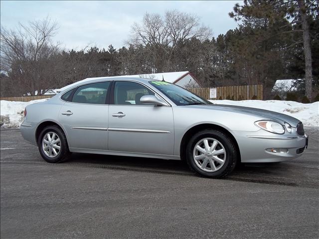 Buick LaCrosse 2005 photo 1