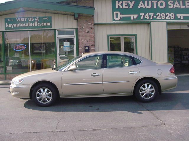 Buick LaCrosse 2005 photo 1