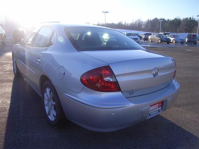 Buick LaCrosse 2005 photo 4