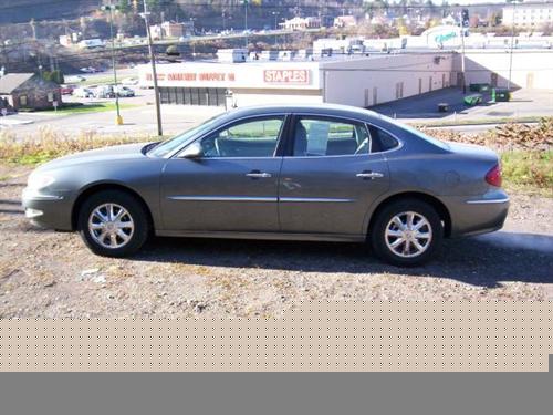 Buick LaCrosse 2005 photo 2