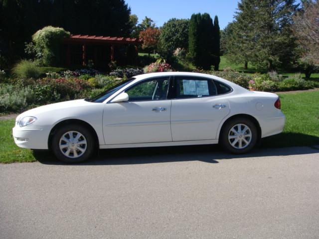 Buick LaCrosse 2005 photo 1