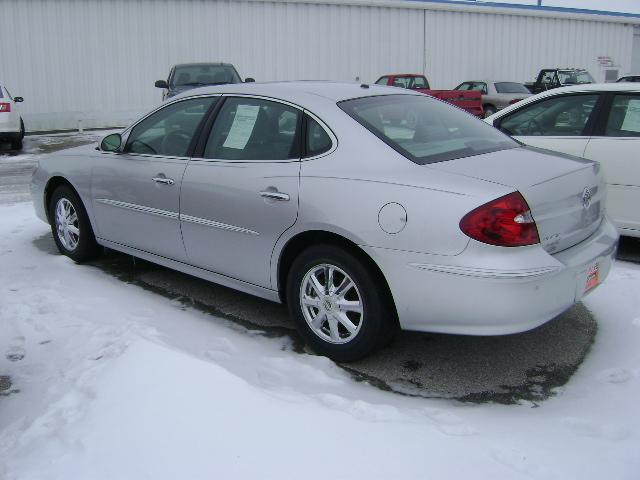 Buick LaCrosse 2005 photo 1