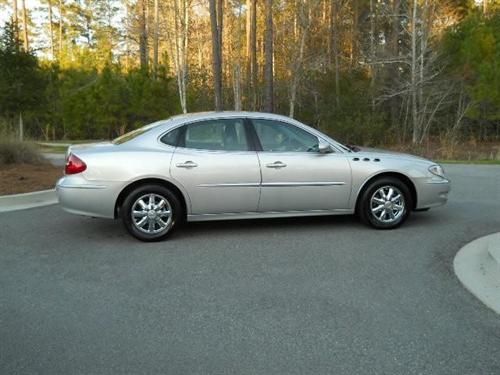 Buick LaCrosse 2005 photo 2