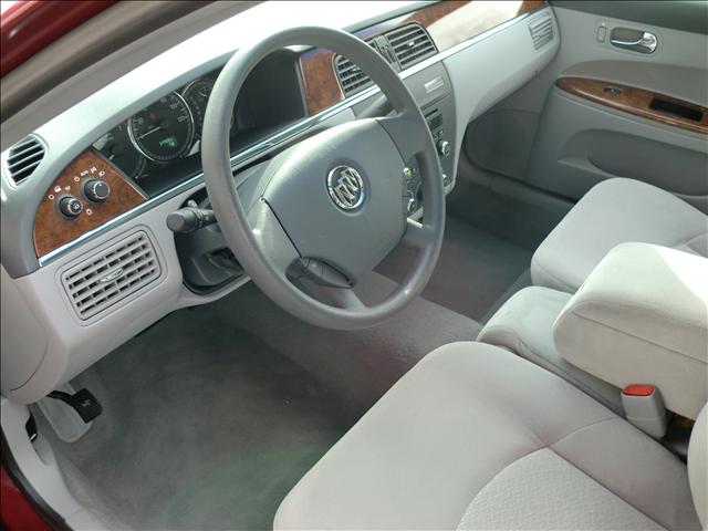 Buick LaCrosse 2005 photo 2