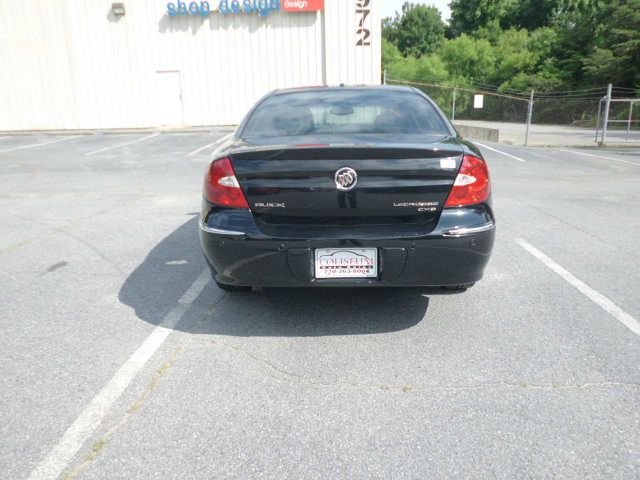 Buick LaCrosse GL Sedan 4D Sedan