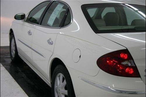 Buick LaCrosse 2005 photo 1