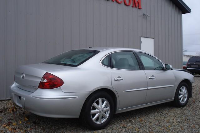 Buick LaCrosse 2005 photo 3