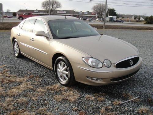 Buick LaCrosse 2005 photo 2