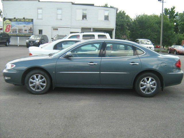 Buick LaCrosse 2006 photo 1