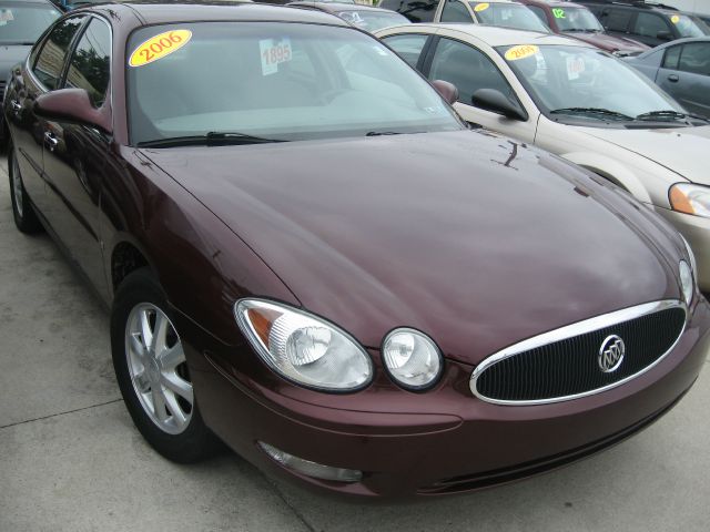 Buick LaCrosse 2006 photo 1