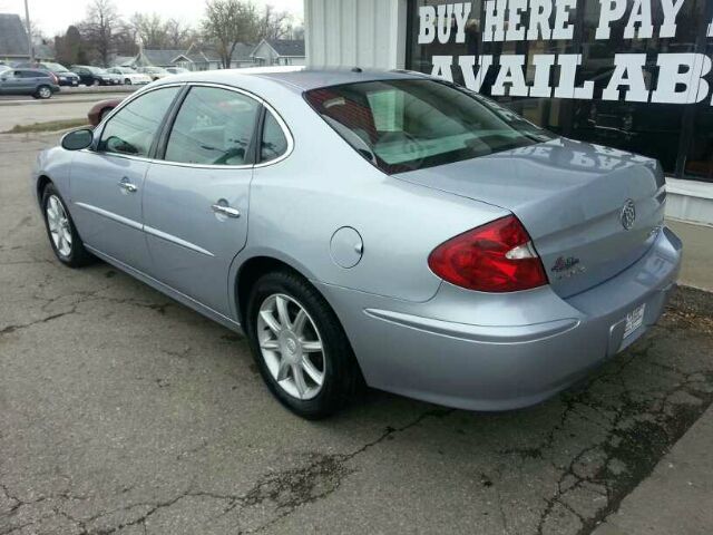 Buick LaCrosse 2006 photo 3