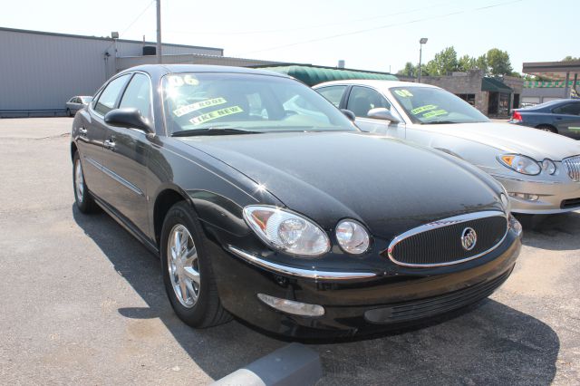 Buick LaCrosse 2006 photo 1