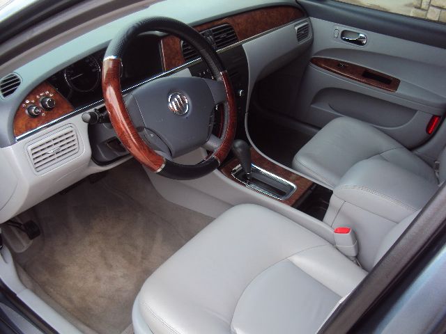 Buick LaCrosse 2006 photo 2